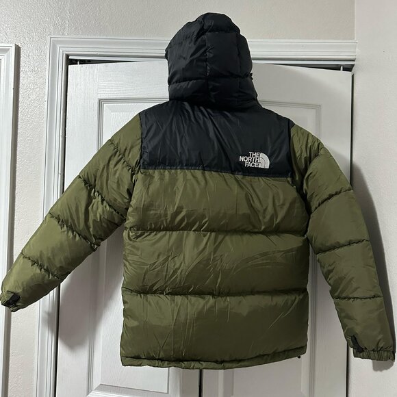 The North Face Puffer Jacket 700 Fill | L |Packable Jacket New With Tags on Sale - Picture 2 of 5